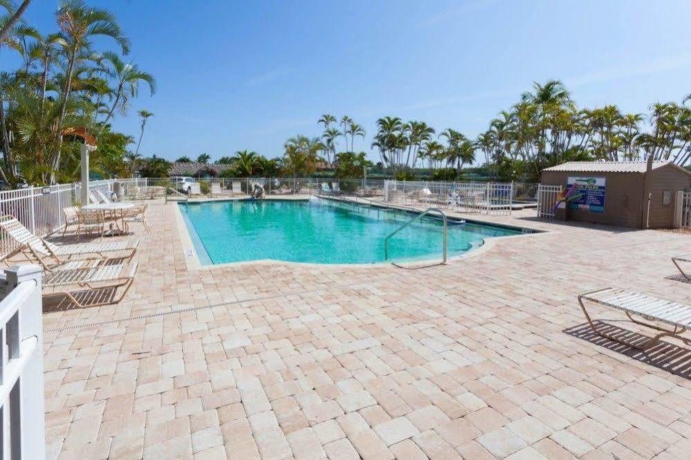 Resortquest At Bonita Beach And Tennis Club Bonita Springs Bagian luar foto